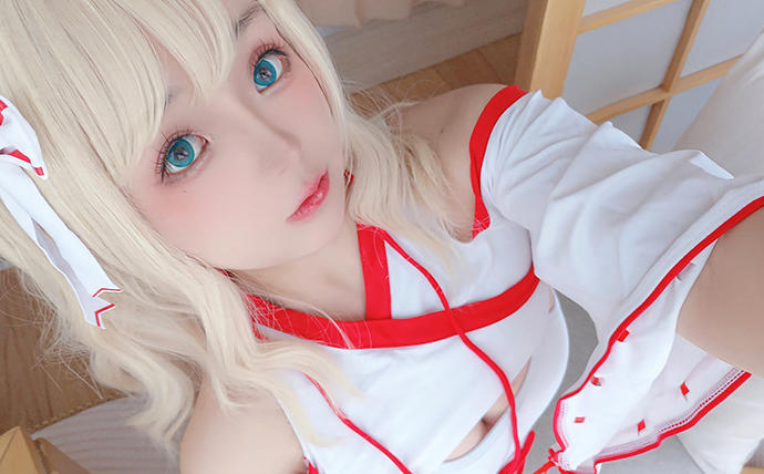 日奈娇小狐狸巫女