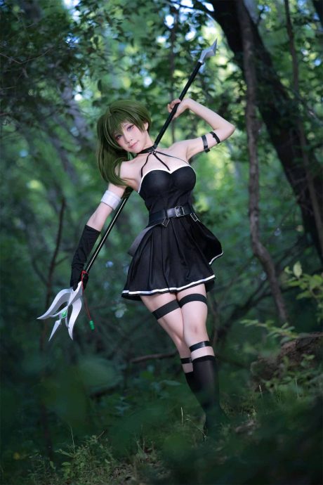 水淼aqua尤贝尔COS:展现“葬送芙莉莲”魔法使的性感魅力 水淼aqua尤贝尔COS:展现“葬送芙莉莲”魔法使的性感魅力