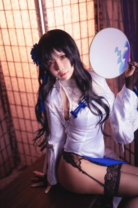 中岛莫之子i少女前线COS:展现玉玲珑95式的性感与优雅 中岛莫之子i少女前线COS:展现玉玲珑95式的性感与优雅