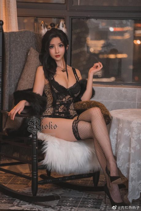 Rioko凉凉子