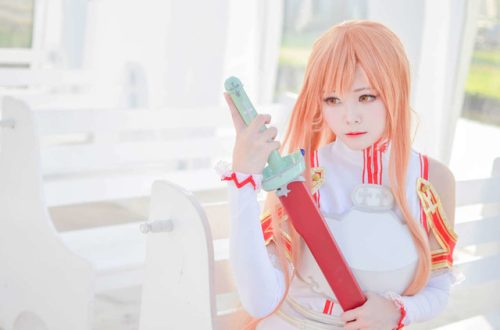 Arty亚缇亚丝娜COS：再现刀剑神域剑士女神的柔美英姿