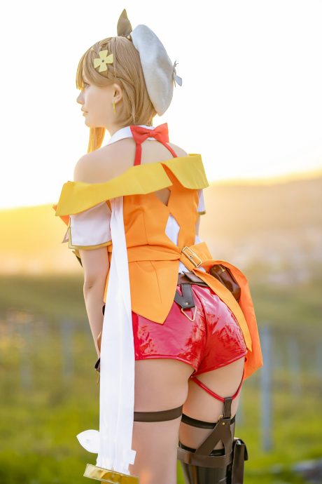 莱莎cos