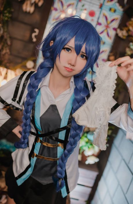 Sally Dorasnow无职转生COS:再现洛琪希的温柔与魔法魅力 Sally Dorasnow无职转生COS:再现洛琪希的温柔与魔法魅力