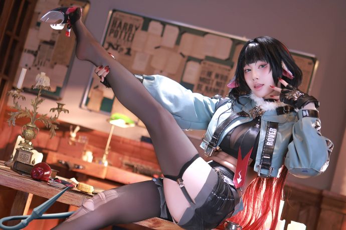 绝区零水淼aquaCOS:展现女王简杜的性感可爱与危险魅惑 绝区零水淼aquaCOS:展现女王简杜的性感可爱与危险魅惑