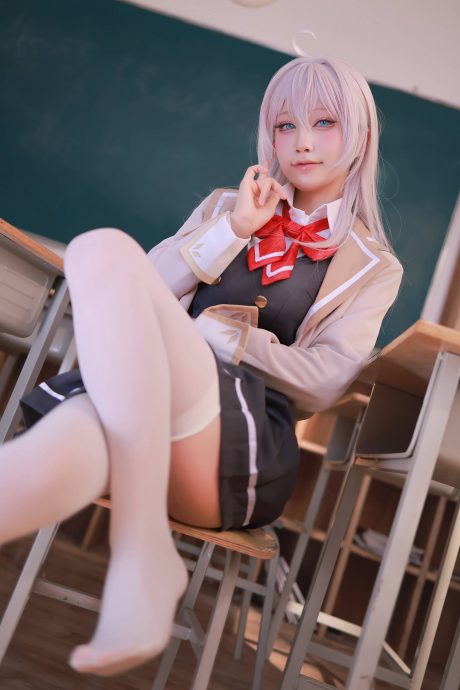 水淼aqua艾莉莎COS:完美诠释邻座艾莉同学的轻语诱惑 水淼aqua艾莉莎COS:完美诠释邻座艾莉同学的轻语诱惑