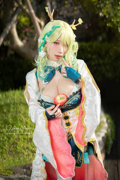 雨波HaneAme塞莱希·法娜COS:带来自然与神秘的双重魅力 雨波HaneAme塞莱希·法娜COS:带来自然与神秘的双重魅力
