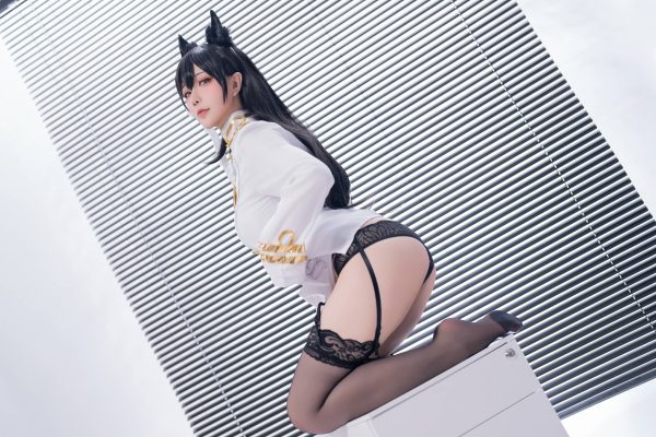 星之迟迟碧蓝航线COS：完美演绎舰娘爱宕的性感与优雅