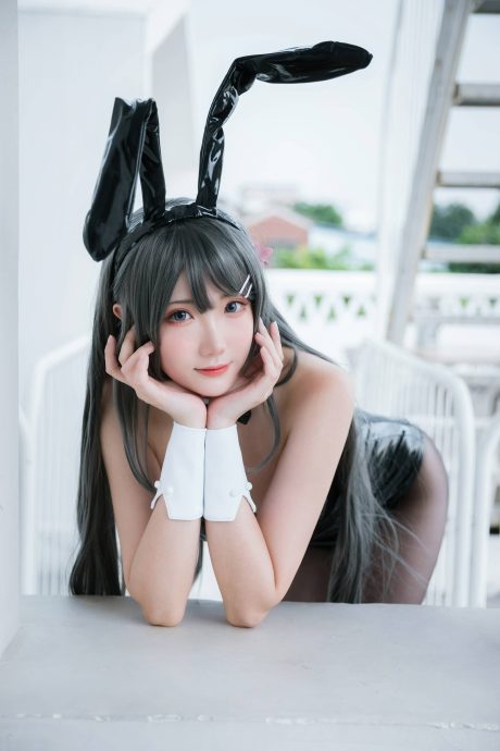 青春猪头少年兔女郎COS:瓜希酱演绎樱岛麻衣的性感冷艳 青春猪头少年兔女郎COS:瓜希酱演绎樱岛麻衣的性感冷艳