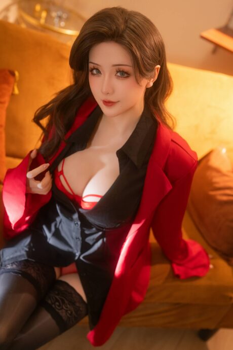 训狗日记星之迟迟COS:红黑交织展现居家少妇的极致诱惑 训狗日记星之迟迟COS:红黑交织展现居家少妇的极致诱惑