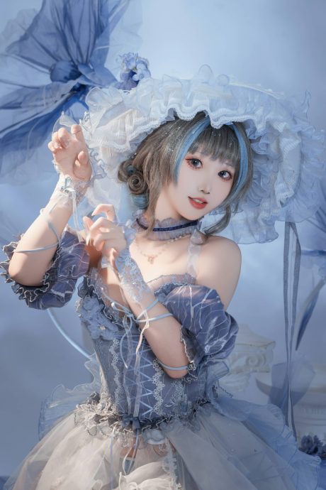 碧蓝航线面饼仙儿COS:完美还原礼服柴郡的皇家舰娘魅力 碧蓝航线面饼仙儿COS:完美还原礼服柴郡的皇家舰娘魅力