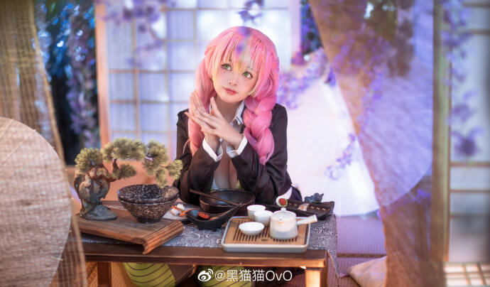 黑猫猫OvO甘露寺蜜璃COS:甜美可爱与力量并存的恋柱降临 黑猫猫OvO甘露寺蜜璃COS:甜美可爱与力量并存的恋柱降临