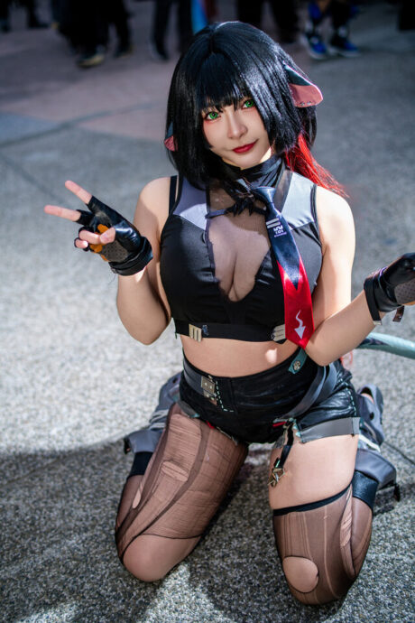 Tsuru鶴葵简·杜COS:现场性感狙击粉丝心脏女特工引爆FF44 Tsuru鶴葵简·杜COS:现场性感狙击粉丝心脏女特工引爆FF44