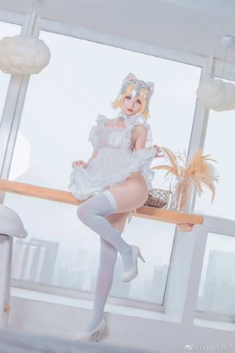 Fate/Grand Order圣女降临:rioko凉凉子完美cos性感贞德 Fate/Grand Order圣女降临:rioko凉凉子完美cos性感贞德
