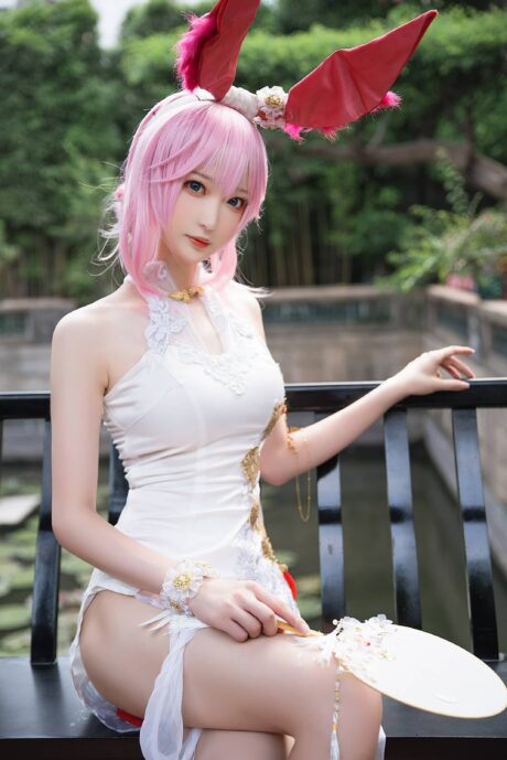 崩坏3小南宫COS:完美诠释旗袍版八重樱的静谧与美丽 崩坏3小南宫COS:完美诠释旗袍版八重樱的静谧与美丽