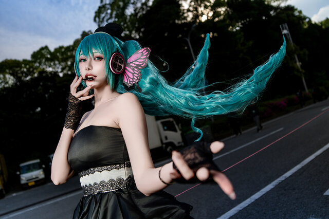 零崎沙耶初音未来COS:在NICONICO2025上的璀璨亮相 零崎沙耶初音未来COS:在NICONICO2025上的璀璨亮相