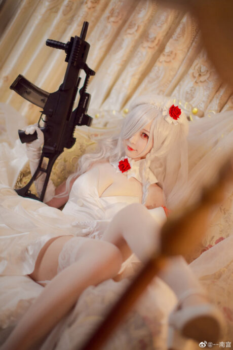 少女前线南宫COS:甜美温柔与坚韧并存的礼服版G36C 少女前线南宫COS:甜美温柔与坚韧并存的礼服版G36C