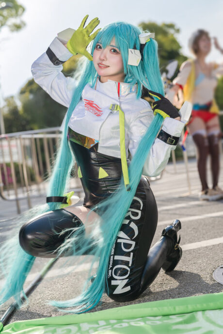 千夢chimu未来之音COS:赛车服虚拟偶像惊艳亮相NICONICO 千夢chimu未来之音COS:赛车服虚拟偶像惊艳亮相NICONICO