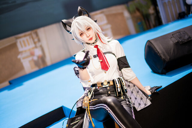 玄子Genko鸣潮·赞妮COS:性感紧致的正义执行官惊艳台北! 玄子Genko鸣潮·赞妮COS:性感紧致的正义执行官惊艳台北!