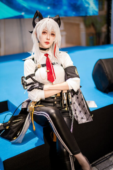 玄子Genko鸣潮·赞妮COS:性感紧致的正义执行官惊艳台北! 玄子Genko鸣潮·赞妮COS:性感紧致的正义执行官惊艳台北!