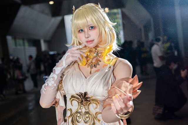 黄金裔领袖现身:卡鲁比阿格莱雅cos在NICONICO震撼登场 黄金裔领袖现身:卡鲁比阿格莱雅cos在NICONICO震撼登场