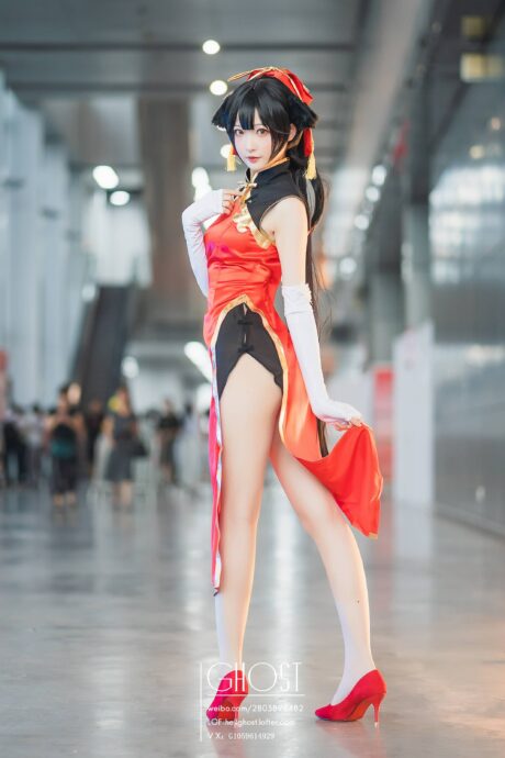 碧蓝航线小南宫COS:完美演绎舰娘旗袍高雄的端庄与魅力 碧蓝航线小南宫COS:完美演绎舰娘旗袍高雄的端庄与魅力