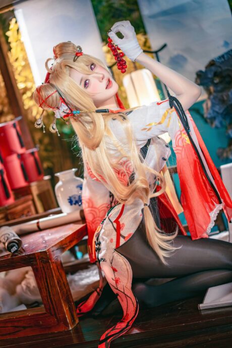 交错战线阿包也是兔娘COS:展现咎瓦尤斯的战场魅力与柔情 交错战线阿包也是兔娘COS:展现咎瓦尤斯的战场魅力与柔情