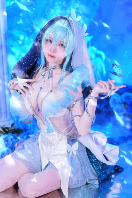 蓝色梦境中的守护者:Sally Dorasnow深情诠释守岸人COS 蓝色梦境中的守护者:Sally Dorasnow深情诠释守岸人COS