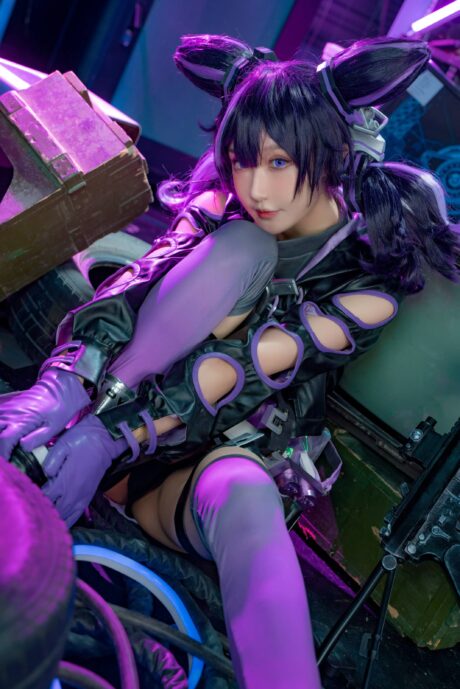 阿包也是兔娘小葡萄COS:未来战士与甜美少女的完美融合 阿包也是兔娘小葡萄COS:未来战士与甜美少女的完美融合