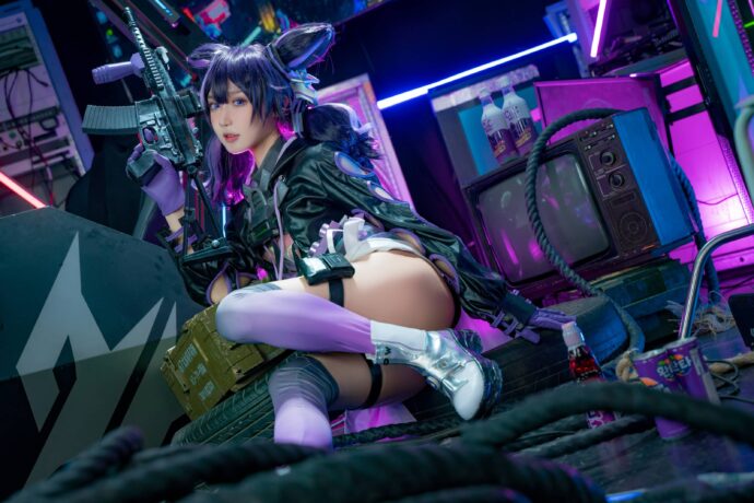 阿包也是兔娘小葡萄COS:未来战士与甜美少女的完美融合 阿包也是兔娘小葡萄COS:未来战士与甜美少女的完美融合