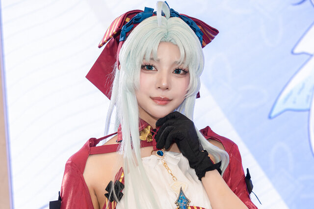 优雅与魅力并存:Shiki鸣潮珂莱塔cos惊艳让角色活了起来 优雅与魅力并存:Shiki鸣潮珂莱塔cos惊艳让角色活了起来