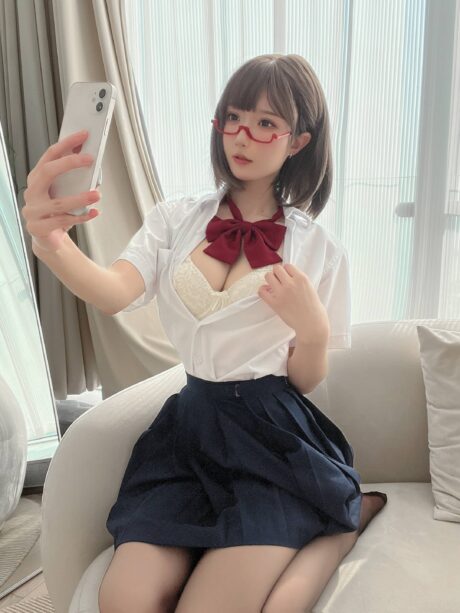 阿包也是兔娘JK学妹COS:演绎青春甜蜜与梦幻的完美碰撞 阿包也是兔娘JK学妹COS:演绎青春甜蜜与梦幻的完美碰撞