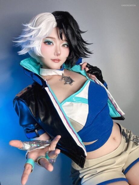 Khun Noon冰月花雪COS:展现漫威阿特拉斯特工的魔幻魅力 Khun Noon冰月花雪COS:展现漫威阿特拉斯特工的魔幻魅力