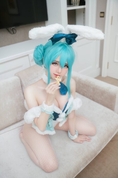 虚拟偶像cos系列:Sally Dorasnow初音未来COS性感兔女郎 虚拟偶像cos系列:Sally Dorasnow初音未来COS性感兔女郎