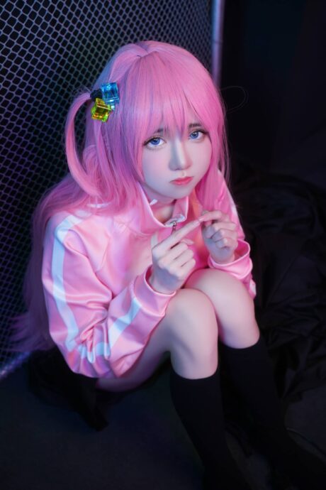 孤独摇滚!cos系列:Sally Dorasnow后藤独COS后藤一里 孤独摇滚!cos系列:Sally Dorasnow后藤独COS后藤一里