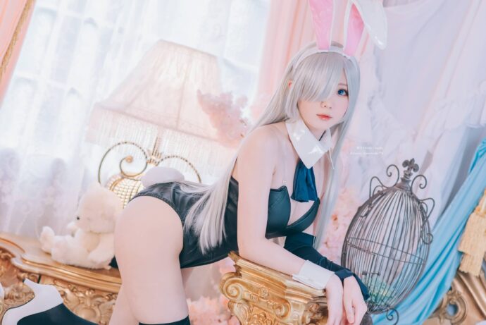 霜月shimoCOS兔女郎伊丽莎白，展现温柔与俏皮的完美融合-cos图咖