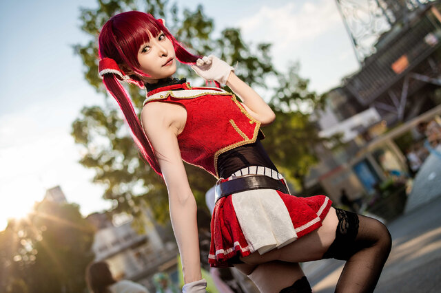 Mayuron宝钟玛琳COS:2025世界Cosplay峰会传奇海盗船长-cos图咖
