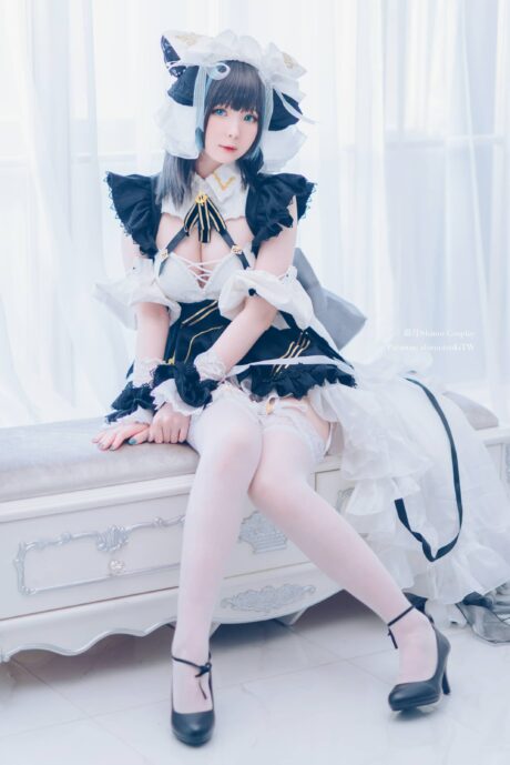 碧蓝航线霜月shimoCOS：舰娘柴郡甜美与俏皮的完美融合