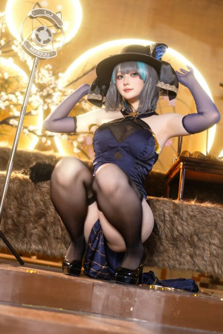 柴郡双面魅力:屿鱼YukakoCOS展现腹黑与温柔完美平衡 柴郡双面魅力:屿鱼YukakoCOS展现腹黑与温柔完美平衡