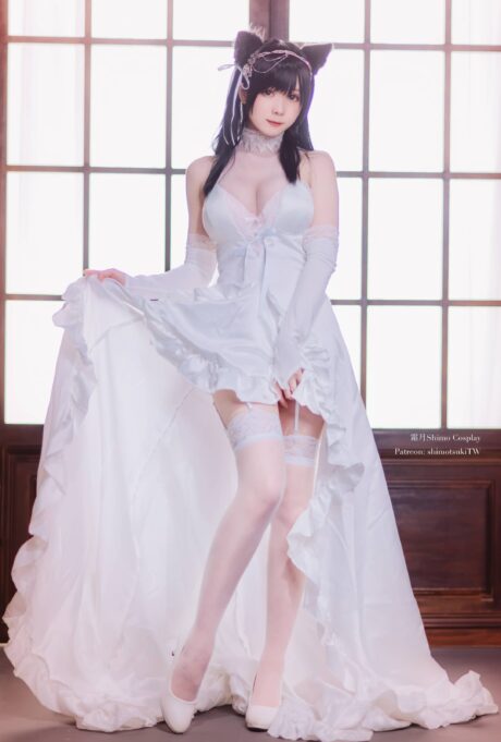 优雅与魅力的完美融合:霜月shimoCOS碧蓝航线爱宕花嫁版 优雅与魅力的完美融合:霜月shimoCOS碧蓝航线爱宕花嫁版