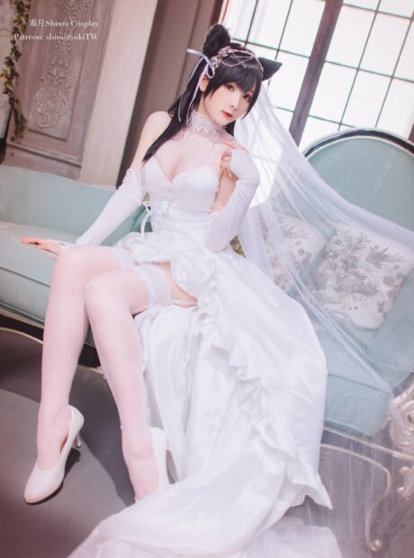 优雅与魅力的完美融合:霜月shimoCOS碧蓝航线爱宕花嫁版 优雅与魅力的完美融合:霜月shimoCOS碧蓝航线爱宕花嫁版
