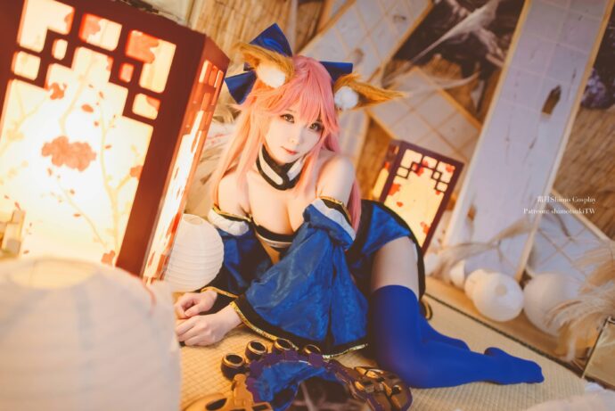 霜月shimo玉藻前COS:神秘与温柔交织的跨越千年的爱恋 霜月shimo玉藻前COS:神秘与温柔交织的跨越千年的爱恋