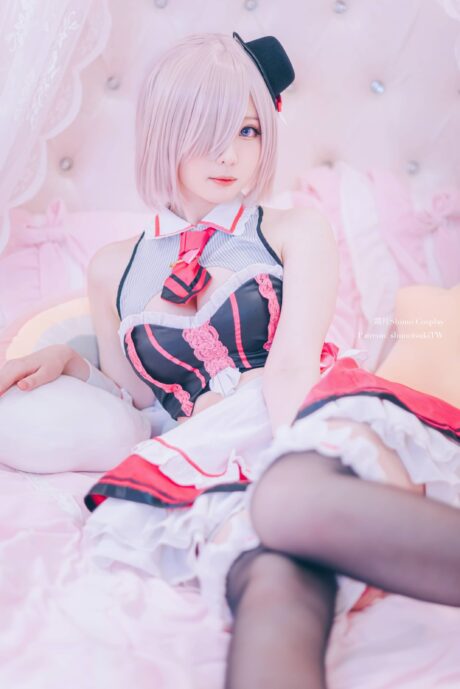 Fate/GrandOrder霜月shimoCOS:演绎玛修甜美的女仆魅力 Fate/GrandOrder霜月shimoCOS:演绎玛修甜美的女仆魅力