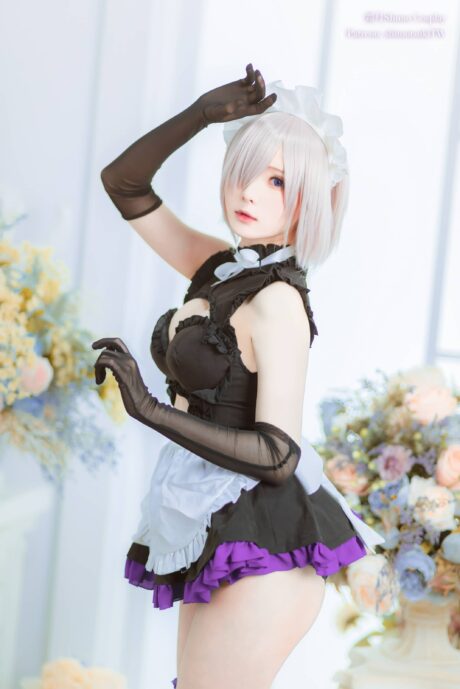 FGO女仆玛修COS:霜月shimo再现忠诚与诱惑的完美平衡 FGO女仆玛修COS:霜月shimo再现忠诚与诱惑的完美平衡