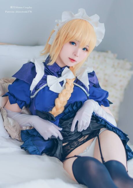 信仰温柔交织:霜月shimoCOS完美再现FGO贞德的圣女形象 信仰温柔交织:霜月shimoCOS完美再现FGO贞德的圣女形象