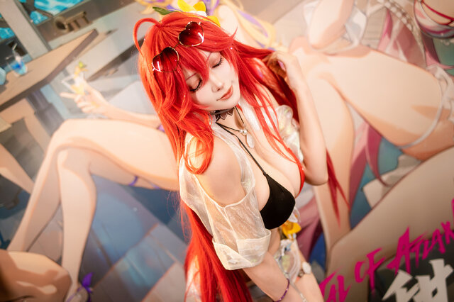 亚特兰蒂斯夏日女神:Natsume枣糕泳装cos点燃ACGHK2025 亚特兰蒂斯夏日女神:Natsume枣糕泳装cos点燃ACGHK2025