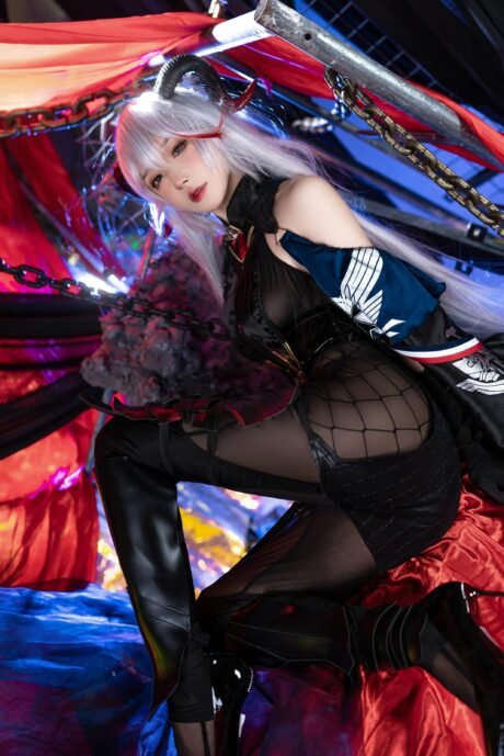 埃吉尔降临:阿包也是兔娘COS碧蓝航线舰娘的冷艳与性感 埃吉尔降临:阿包也是兔娘COS碧蓝航线舰娘的冷艳与性感