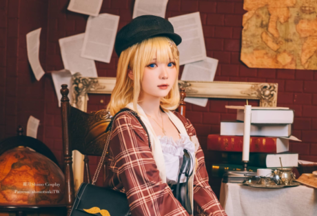 霜月shimo倾情演绎阿米莉亚COS带你进入Hololive侦探世界