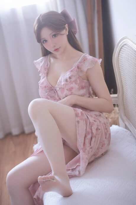 梦幻少女星之迟迟COS:生日特辑带来幸福与甜美的视觉盛宴 梦幻少女星之迟迟COS:生日特辑带来幸福与甜美的视觉盛宴