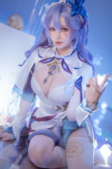 从虚拟到现实:星之迟迟cos完美演绎坎特雷拉的冷艳与高贵 从虚拟到现实:星之迟迟cos完美演绎坎特雷拉的冷艳与高贵