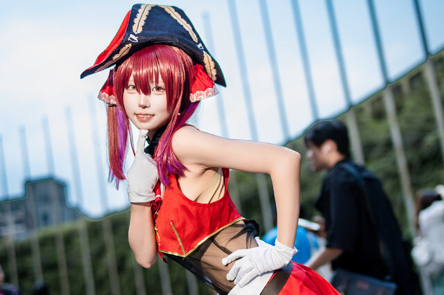 Reo完美演绎Hololive海贼团长宝钟玛琳COS惊艳亮相FFK45 Reo完美演绎Hololive海贼团长宝钟玛琳COS惊艳亮相FFK45